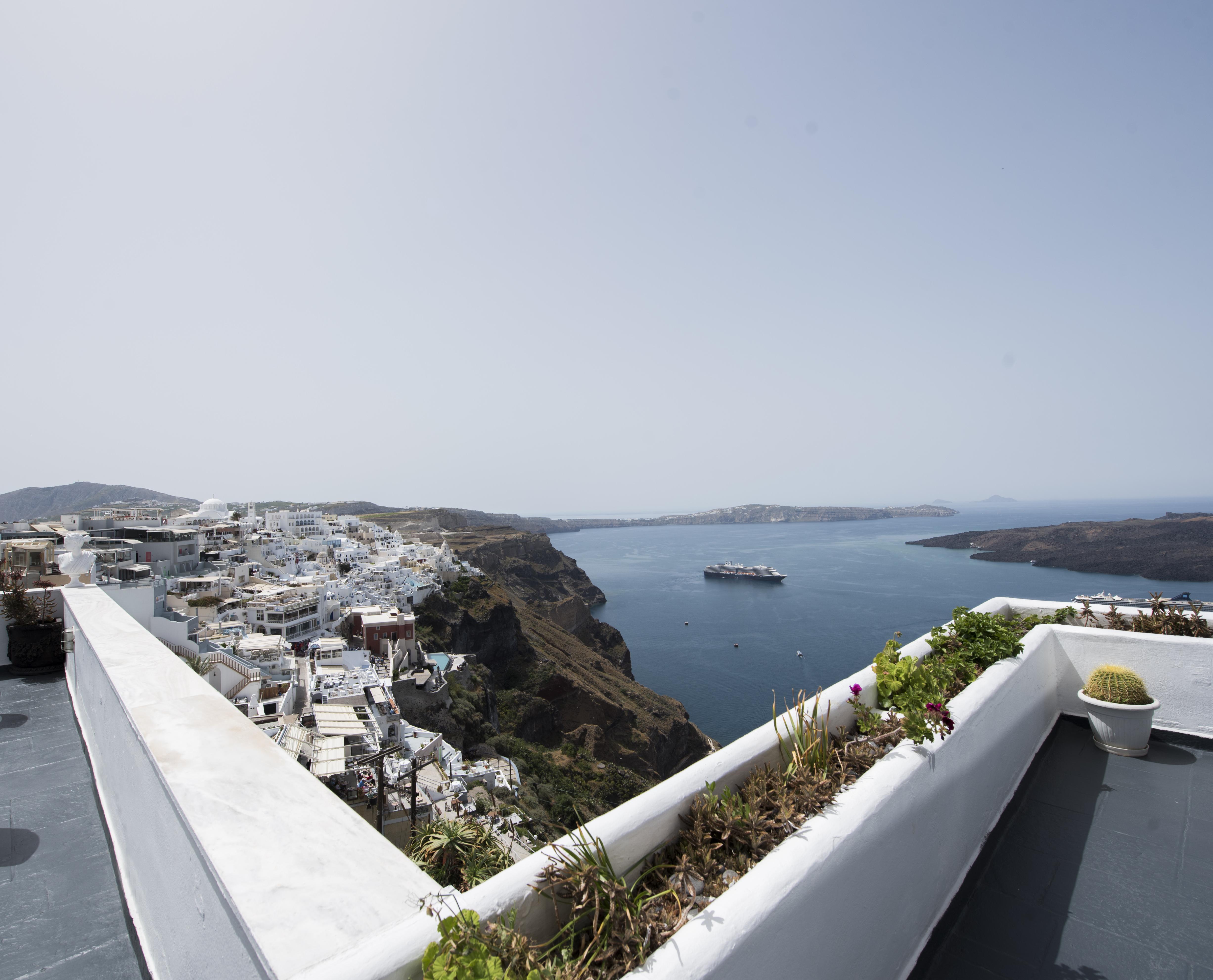 Kastro Suites Fira  Esterno foto
