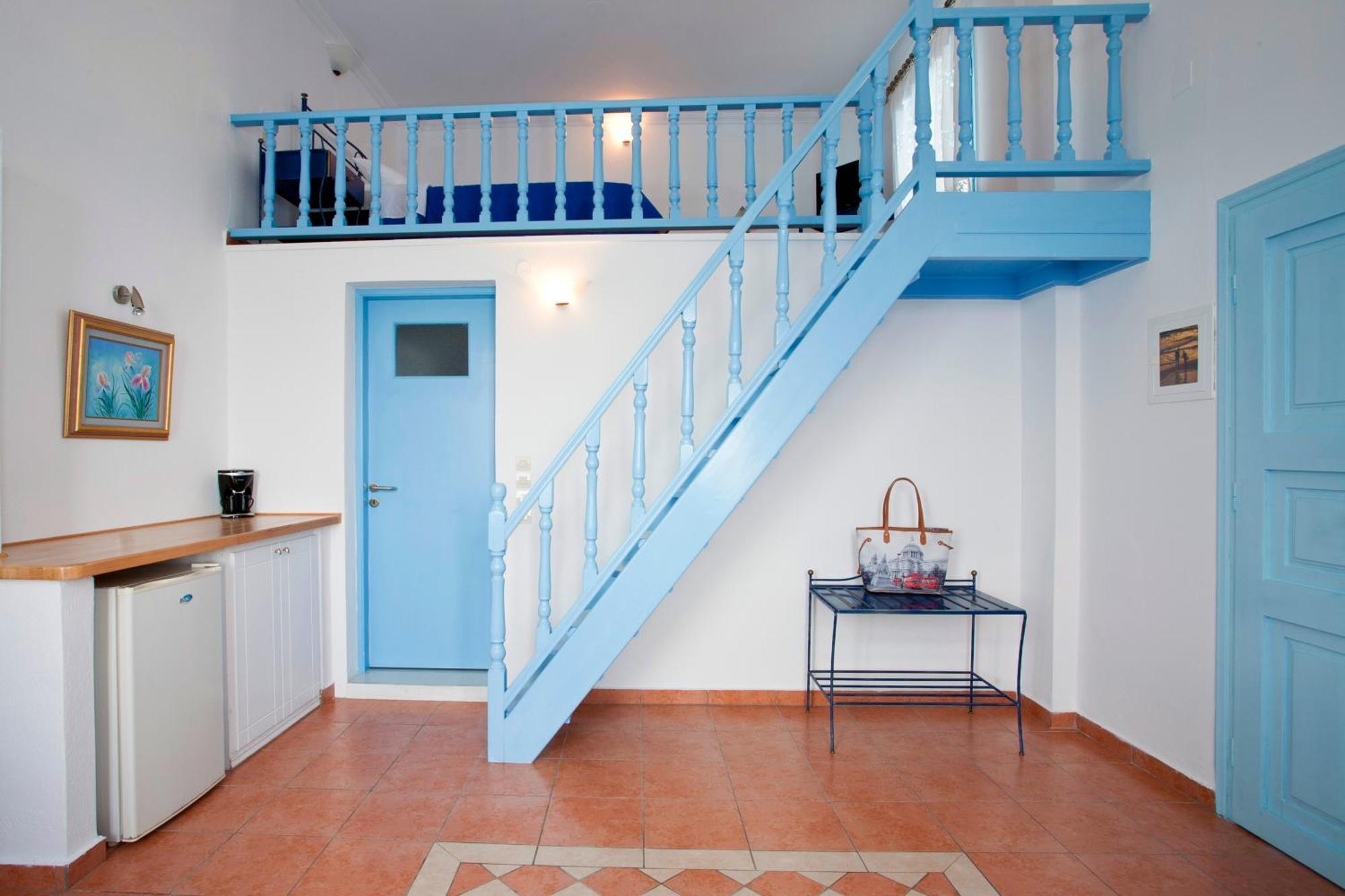 Kastro Suites Fira  Esterno foto